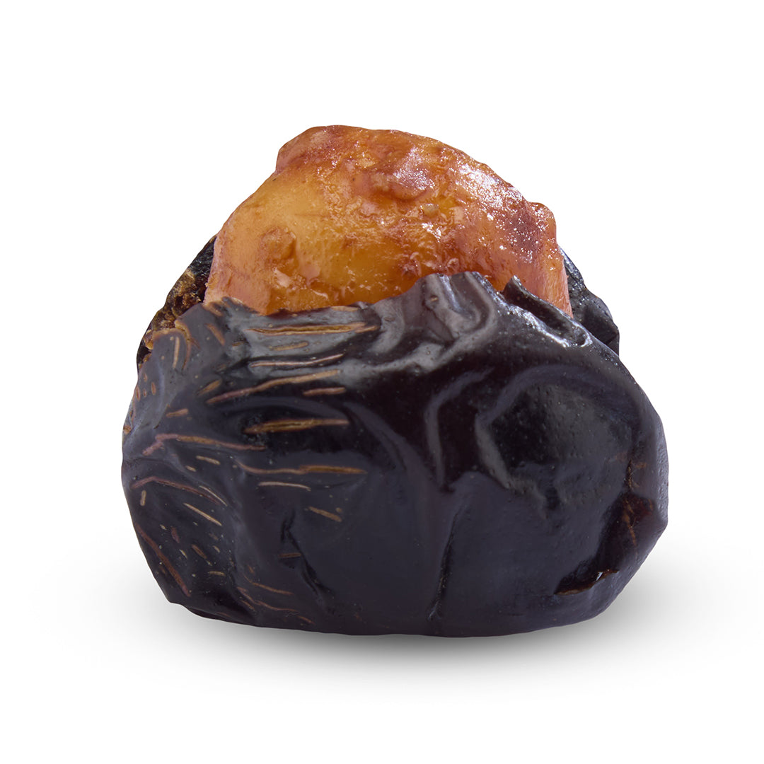 Ajwa Dates With Caramelized & Roasted Macadamia